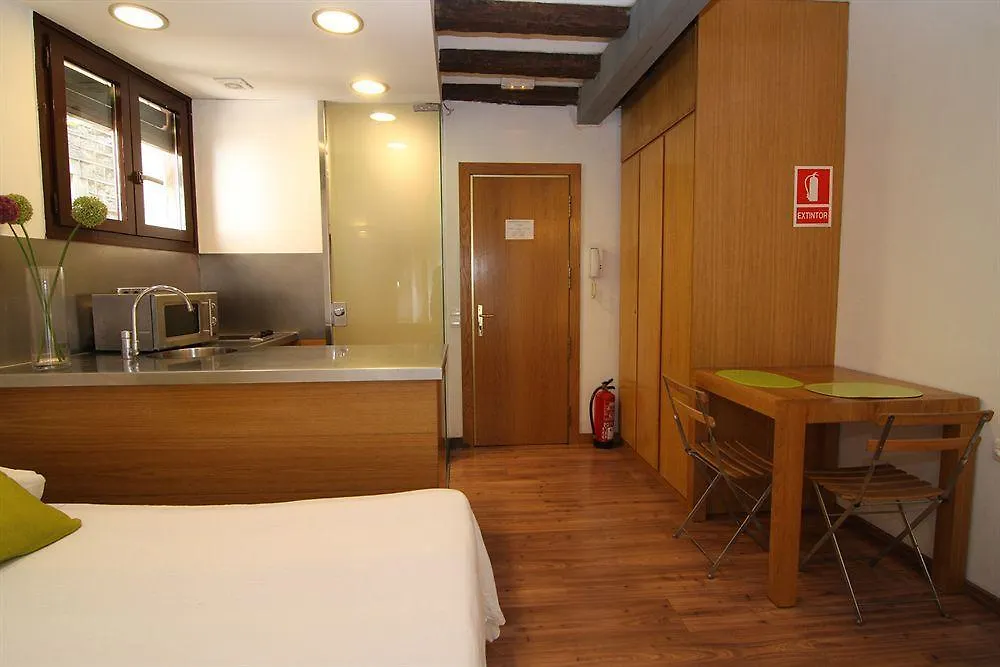 Bcn2Stay Apartments Barcelona